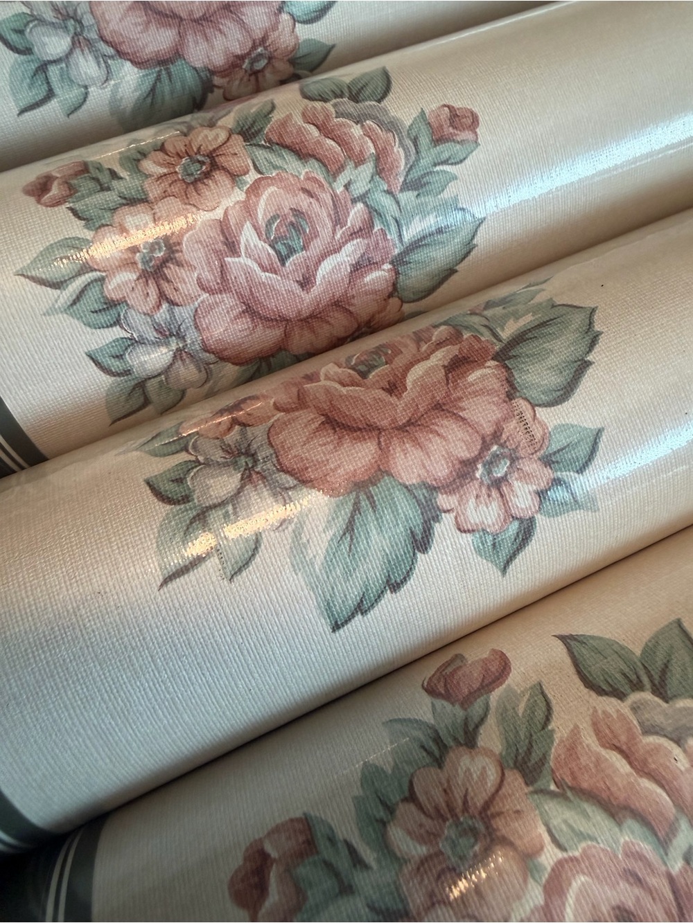 Vintage NOS 4 Rolls Textured Wallpaper Cabbage Rose Cream Shabby Cottage Country
